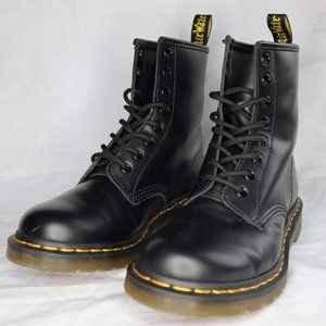Dr. Martens Womens 1460 Smooth - black, size 8
